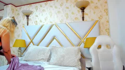 MalorySweet  online show from October 13, 2025, 1:11 pm