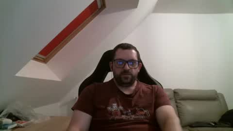 breton online show from April 6, 2026, 7:26 pm