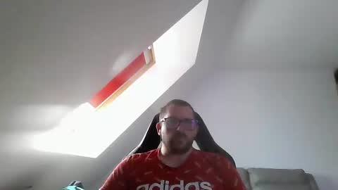 breton online show from June 8, 2026, 8:37 am
