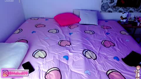 Snapshot of malud_09 chatting on October 21, 2025, 12:06 pm online show from October 21, 2025, 12:06 pm