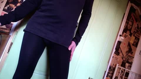 Anamalenka online show from November 18, 2025, 8:52 am