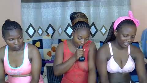 mama_pussie online show from February 4, 2026, 12:16 am