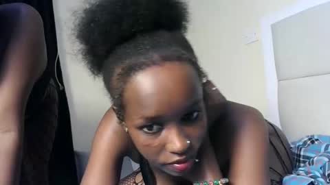 mamaa online show from February 13, 2025, 8:24 pm