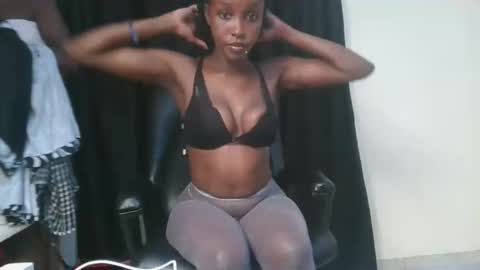 mamaa online show from March 12, 2025, 4:24 pm