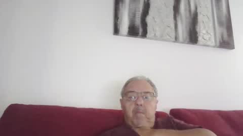 OLDMANFREE online show from October 19, 2025, 5:35 pm