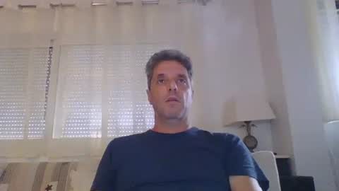 man211172 online show from September 28, 2025, 3:17 pm