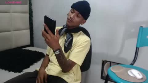 Snapshot of man_san11 chatting on January 4, 2025, 3:17 pm man_san11 online show from January 4, 2025, 3:17 pm