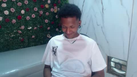 man_san11 online show from March 15, 2026, 3:51 pm