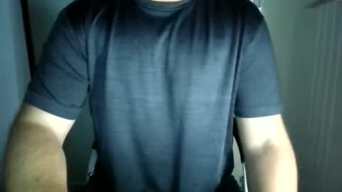 Snapshot of manbroadcasting001 chatting on March 1, 2026, 11:01 am manbroadcasting001 online show from March 1, 2026, 11:01 am