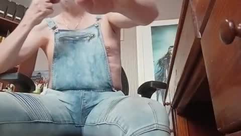 mandrawhore online show from October 29, 2025, 12:18 pm