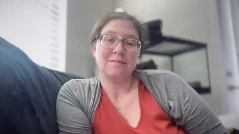 Mandy online show from October 9, 2025, 3:10 pm