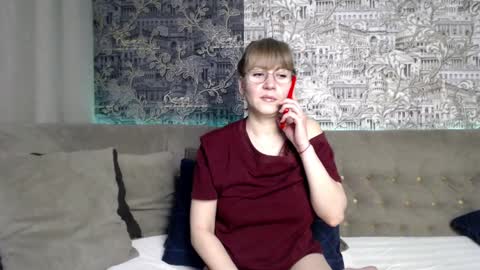 Mandy  online show from February 19, 2025, 12:44 pm