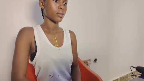 Snapshot of mandymia chatting on October 13, 2025, 10:32 pm mandymia online show from October 13, 2025, 10:32 pm