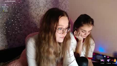 Snapshot of mandymilson chatting on October 19, 2025, 6:19 pm Mandy online show from October 19, 2025, 6:19 pm