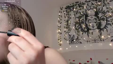 Snapshot of mandymilson chatting on November 2, 2025, 7:11 am Mandy online show from November 2, 2025, 7:11 am