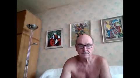 manes5858 online show from September 19, 2025, 9:00 am