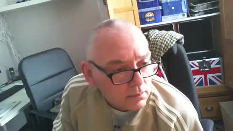 mango_ice68 online show from March 5, 2025, 11:17 am