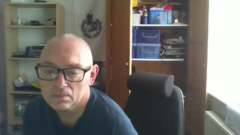 mango_ice68 online show from November 6, 2025, 10:27 am