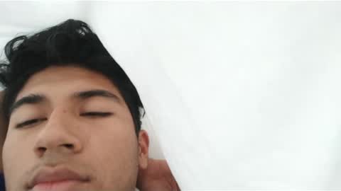 Snapshot of mangopitudo chatting on December 4, 2024, 5:33 pm Manguito online show from December 4, 2024, 5:33 pm