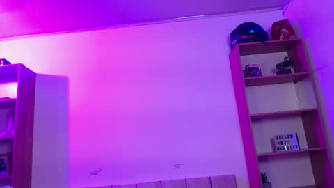 Danny online show from December 22, 2025, 1:57 am