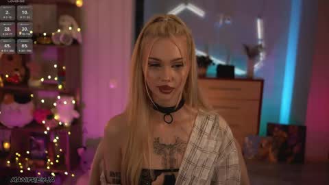 Amelie online show from May 5, 2026, 8:50 pm