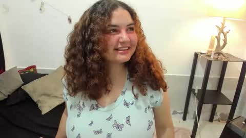 MOLLY online show from November 30, 2025, 5:22 am