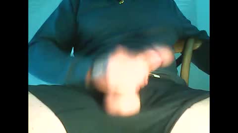 Snapshot of manu_481 chatting on October 21, 2025, 2:40 pm manu_481 online show from October 21, 2025, 2:40 pm