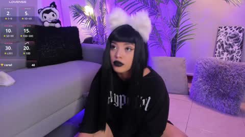 Manu Velez  online show from December 25, 2024, 4:54 pm