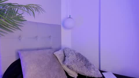Manu Velez  online show from January 19, 2025, 2:59 pm