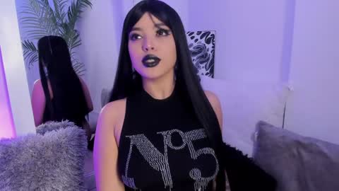 Manu Velez  online show from January 28, 2025, 10:34 pm