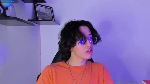 Manuel online show from November 14, 2025, 2:32 am