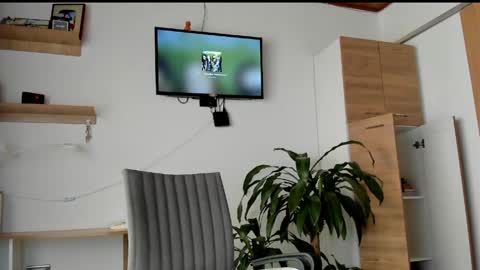 manucute 23  online show from May 10, 2026, 3:39 pm