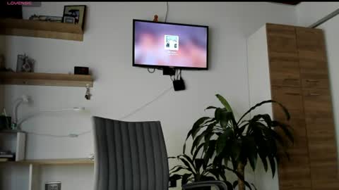 manucute 23  online show from June 16, 2026, 9:17 pm