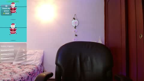 Angela online show from January 18, 2025, 2:33 pm
