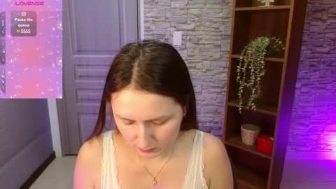 Angela online show from February 22, 2025, 11:13 am