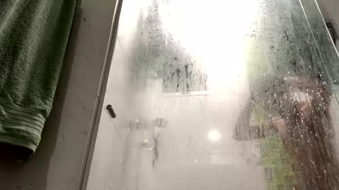 Snapshot of manuel444rl chatting on November 19, 2025, 2:11 am Manuel RL online show from November 19, 2025, 2:11 am