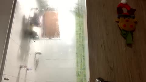 Snapshot of manuel444rl chatting on November 26, 2025, 1:45 pm Manuel RL online show from November 26, 2025, 1:45 pm