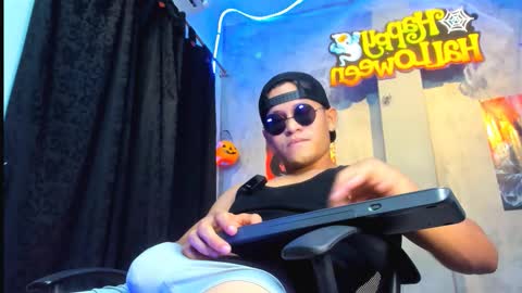 Manuel online show from October 27, 2025, 1:20 am