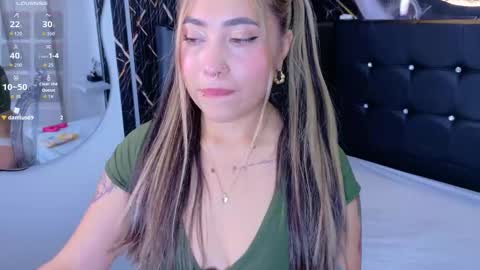 Manuela  online show from February 5, 2026, 3:44 am