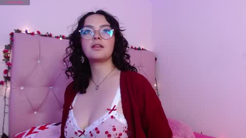 Manu  online show from December 31, 2024, 10:01 pm