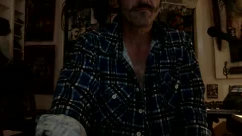manwith2brains online show from September 12, 2025, 4:51 pm