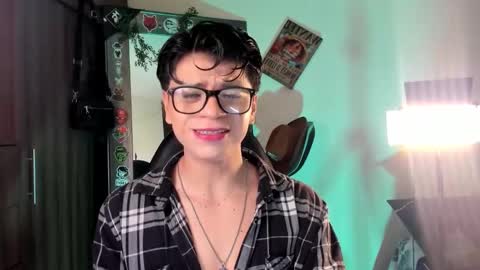 mar_alexis online show from October 29, 2025, 9:49 pm