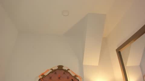 Mara online show from October 31, 2025, 11:06 pm