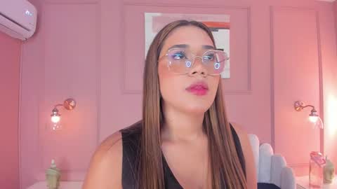 Snapshot of mara_brooks chatting on December 1, 2024, 6:41 pm Mara online show from December 1, 2024, 6:41 pm