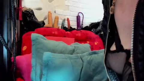 Mara Mistress online show from March 1, 2025, 12:28 am