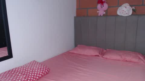 Marcela independent online show from January 2, 2025, 1:49 am