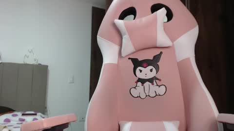 Marcela independent online show from February 12, 2025, 11:30 pm