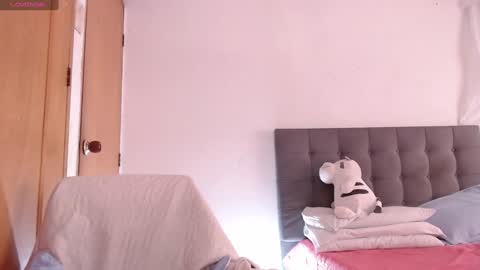 Snapshot of maraa_lee chatting on December 22, 2024, 6:37 pm maraa_lee online show from December 22, 2024, 6:37 pm