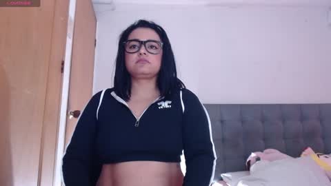 Snapshot of maraa_lee chatting on January 13, 2025, 8:37 pm maraa_lee online show from January 13, 2025, 8:37 pm