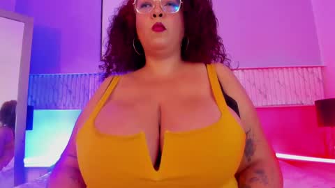 Mrs. Sweet online show from February 26, 2025, 2:15 am
